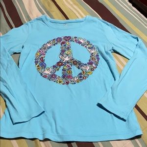 Girls Pullover Long Sleeve Tee. EUC!